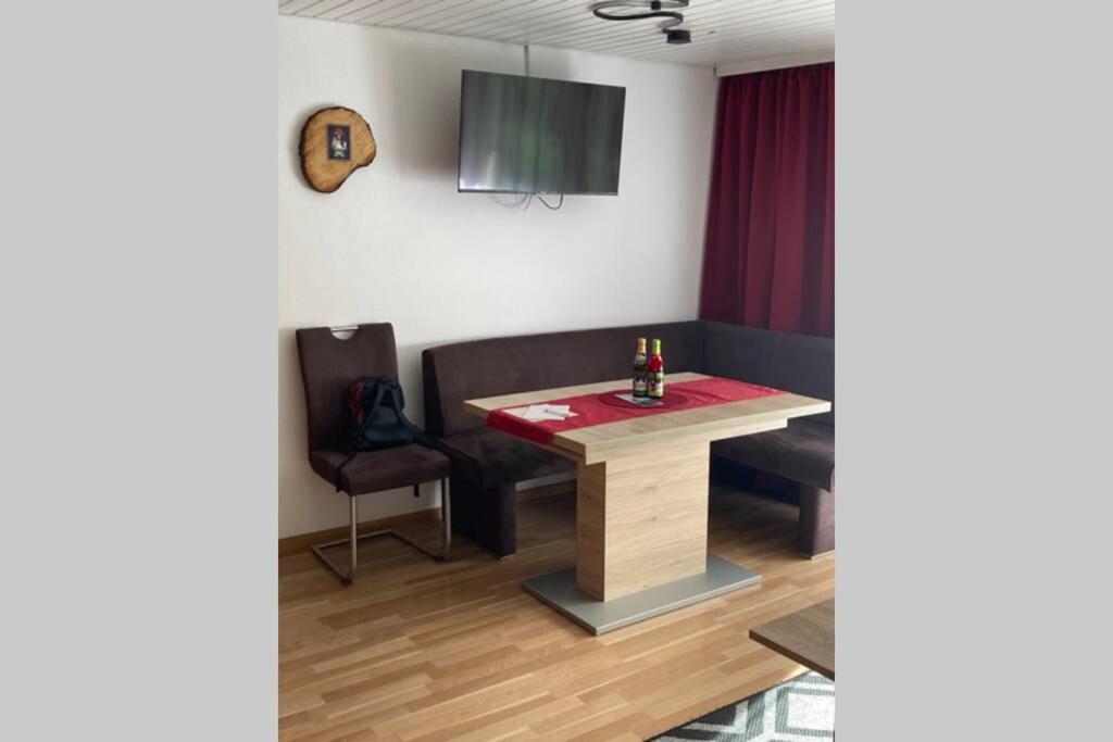 Gemuetliche Ferienwohnung In Sankt Blasien Esterno foto