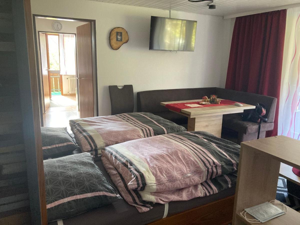 Gemuetliche Ferienwohnung In Sankt Blasien Esterno foto